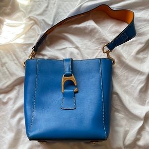 Blue Dooney & Bourke bag 💙